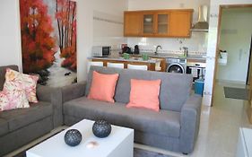 Apartamento Luminoso Urb. Quinta Das Palmeiras